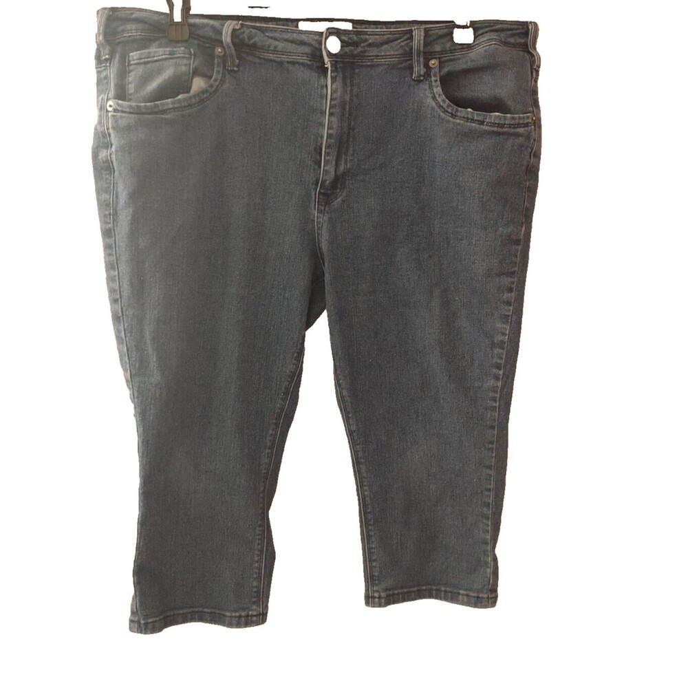 Hybrid & Company Women’s Stretchy Slim Fit Denim Capri Jeans Size 18 Med. Blue - Picture 1 of 9